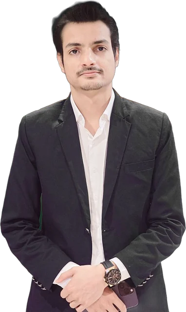 Mubeen Khan, digital growth expert based in Dubai